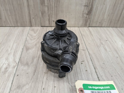 2015-2021 Mercedes-Benz C43 W205 Auxilary Water Coolant Pump A0392024050 OEM
