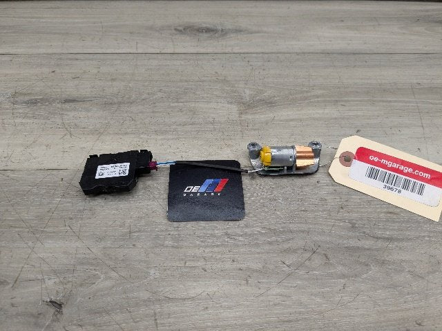 OEM BMW G05 G06 G07 G12 G30 X5 Steering Wheel Vibration Module + Generator Motor
