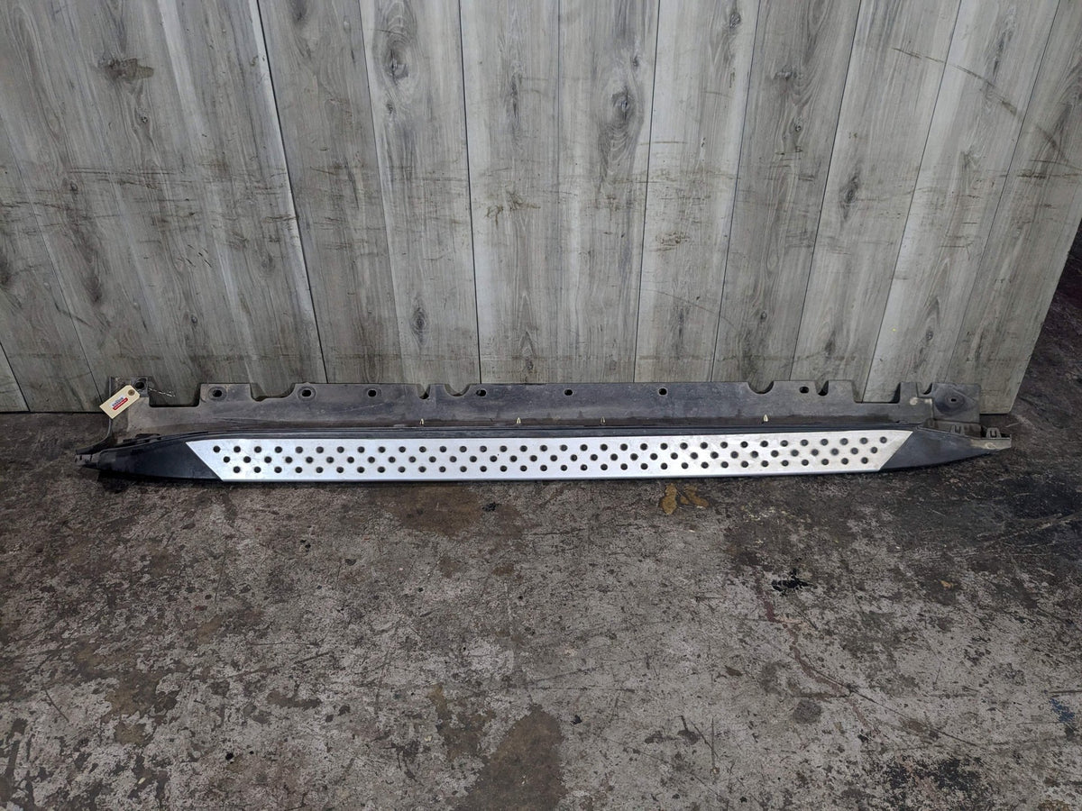 22009 BMW X5 X5 E70- Left Driver Side Skirt Rocker Panel