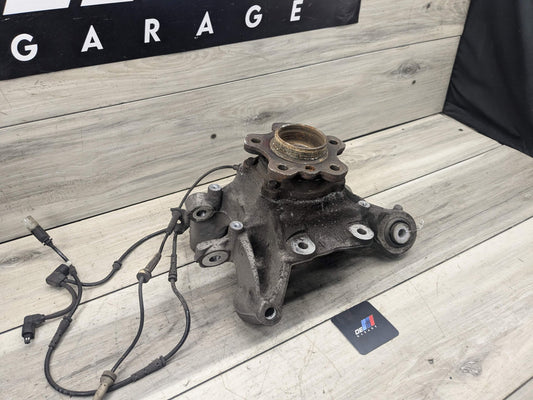 2018 BMW M550i G30 Rear Left Driver Spindle Knuckle w/ Bearing 6866335