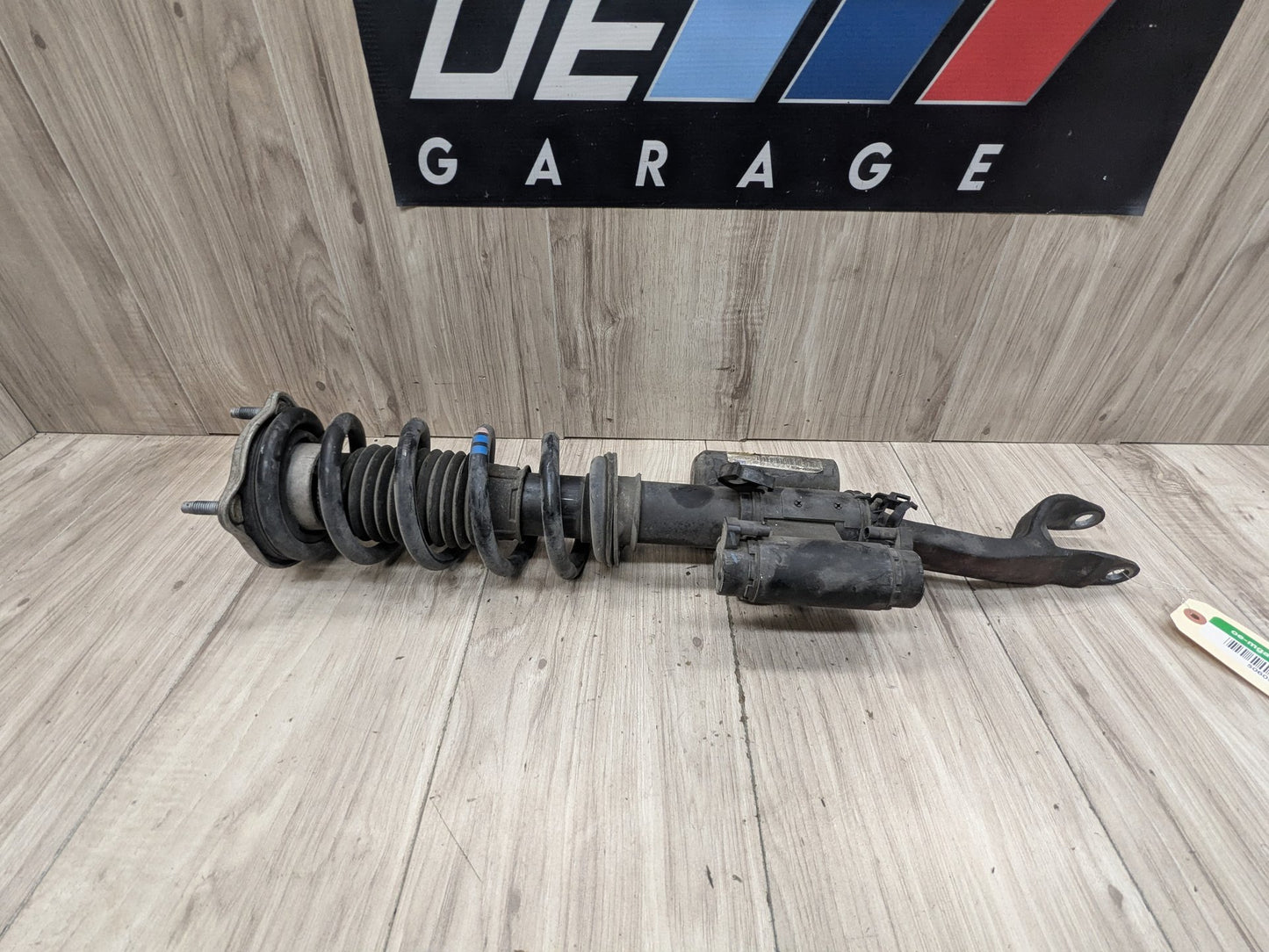 2015-2021 Mercedes-Benz C43 W205 Front Right Passenger Spring Strut Shock Absorber A2053209030