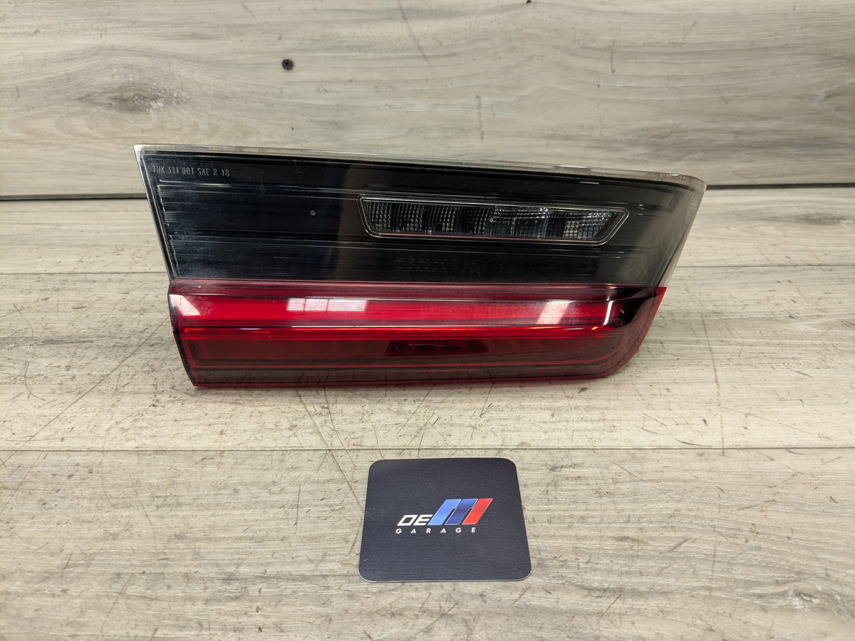 2021 BMW 330i G20 Rear Left Driver Inner Tail Light 7495089 PRE-LCI OEM BMW G20 G80 330 M340 M3 Rear Left Driver LED Inner Stop Tail Light OEM