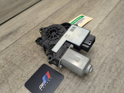 2020 BMW 330i G20 Front Left Driver Door Window Glass Regulator Motor 8495869 OEM BMW G20 G80 330 M340 M3 Front Left Driver Door Window Regulator Motor