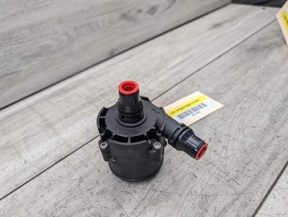 16-19 OEM BMW G11 G12 G30 M550 750 M760 Auxiliary Electric Coolant Water Pump