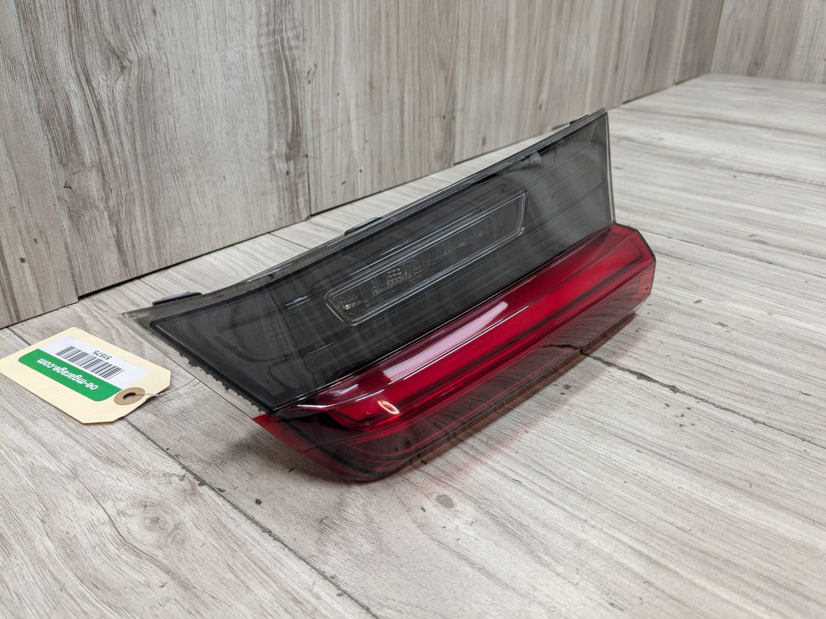 2019 BMW 330i G20 Rear Right Passenger Inner Tail Light 7420456 19-21 OEM BMW G20 G80 330 M340 M3 Rear Right Passenger LED Inner Stop Tail Light OEM