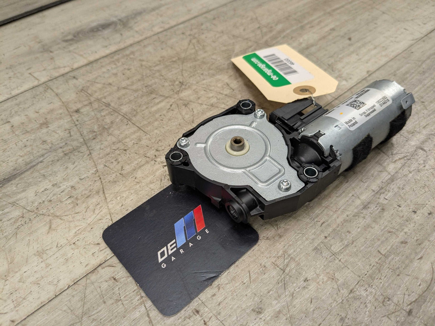 2020 BMW M340i G20 Sunroof Sun Roof Glass Motor 7424804 OEM BMW G20 G22 G26 G42 G80 G82 G87 M2 M3 M4 Sunroof Moonroof Motor Drive Unit