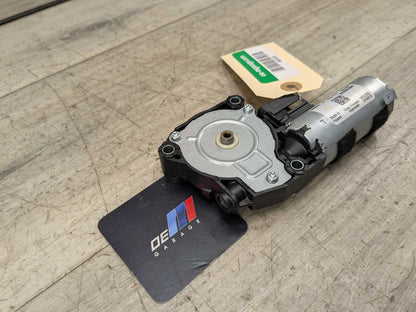 2020 BMW M340i G20 Sunroof Sun Roof Glass Motor 7424804 OEM BMW G20 G22 G26 G42 G80 G82 G87 M2 M3 M4 Sunroof Moonroof Motor Drive Unit