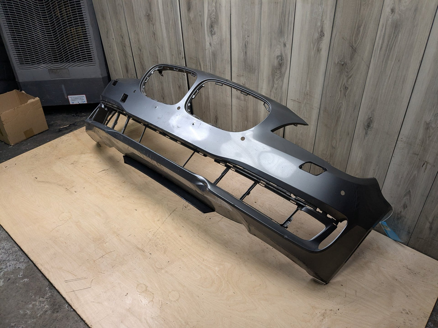 *DENT* 13-15 OEM BMW F01 F02 740 750 Front Bumper Cover Grey A52 SPACEGRAU METALLIC (A52)