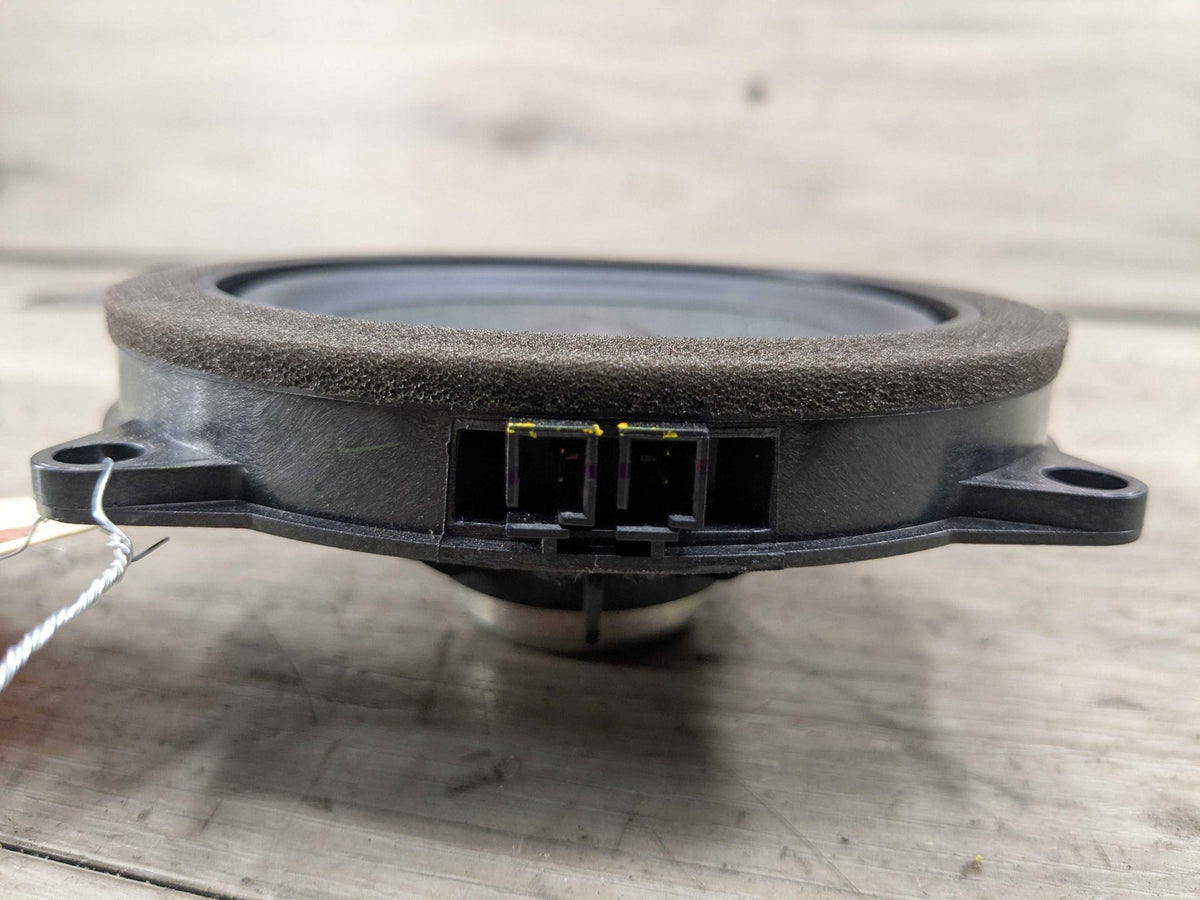 18-26 OEM BMW F97 G01 G05 G06 G20* G42 G87 X5 Door Audio Sound Midrange Speaker