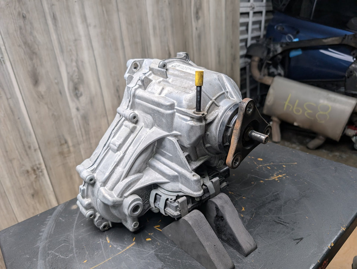 2018-2024 BMW X3 G01 B58B30M0 Transmission Transfer Case 145038k 9470051