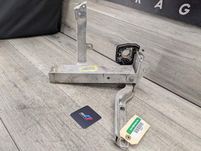 OEM BMW F01 F02 740 750 760 Front Left Driver Bumper Reinforcement Mount Bracket