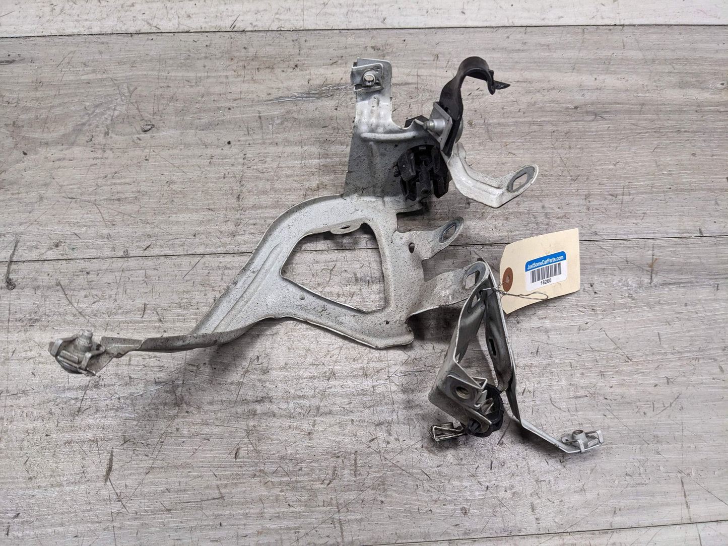 2013 BMW 535xi F10 Front Left Driver Fender Brackets SET 41357207209 11-16 OEM BMW F10 528 535 550 Front Right Side Fender Bracket Wing Holder SET