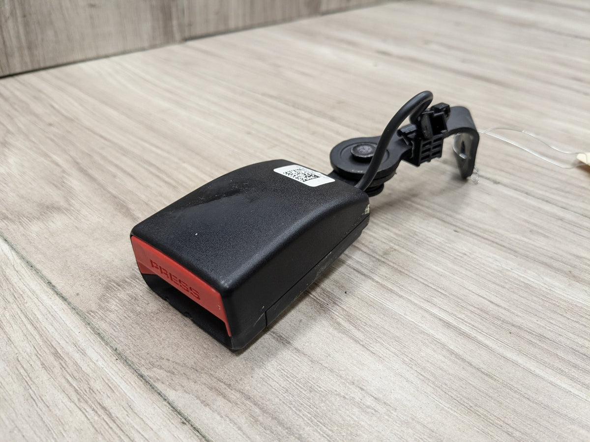 2018 OEM BMW F90 M5 G30 540 M550 Rear Right Passenger Seatbelt Seat Belt Buckle