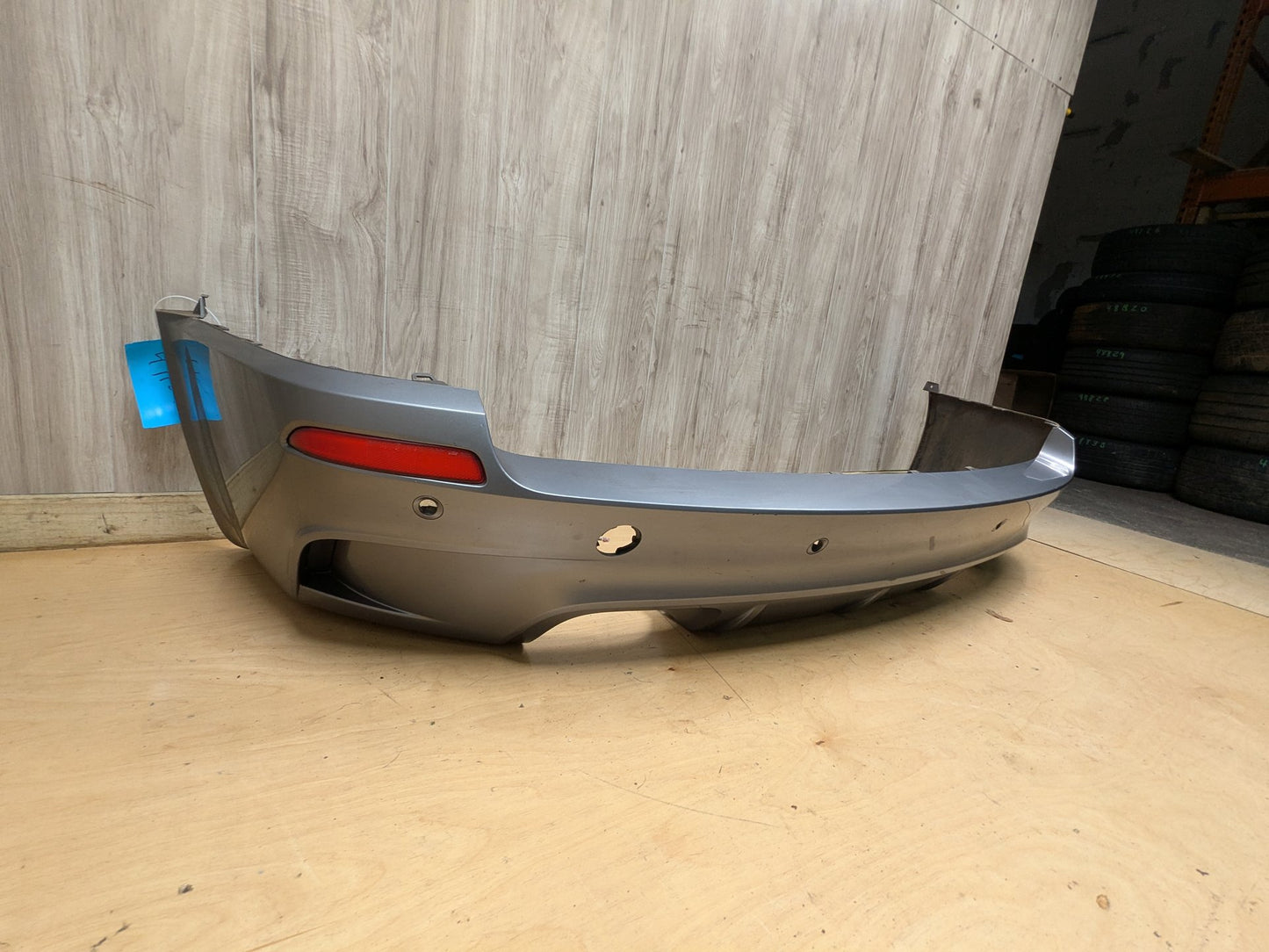 10-13 OEM BMW E70 X5M Rear Bumper Trim Cover Panel Assembly Gray A52 SPACEGRAU METALLIC (A52)