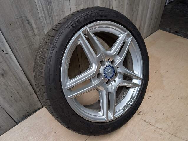 *OEM Mercedes W207 E300 E400 E550 AMG Front Wheel Rim 18x8 ET45 5 Double Spoke