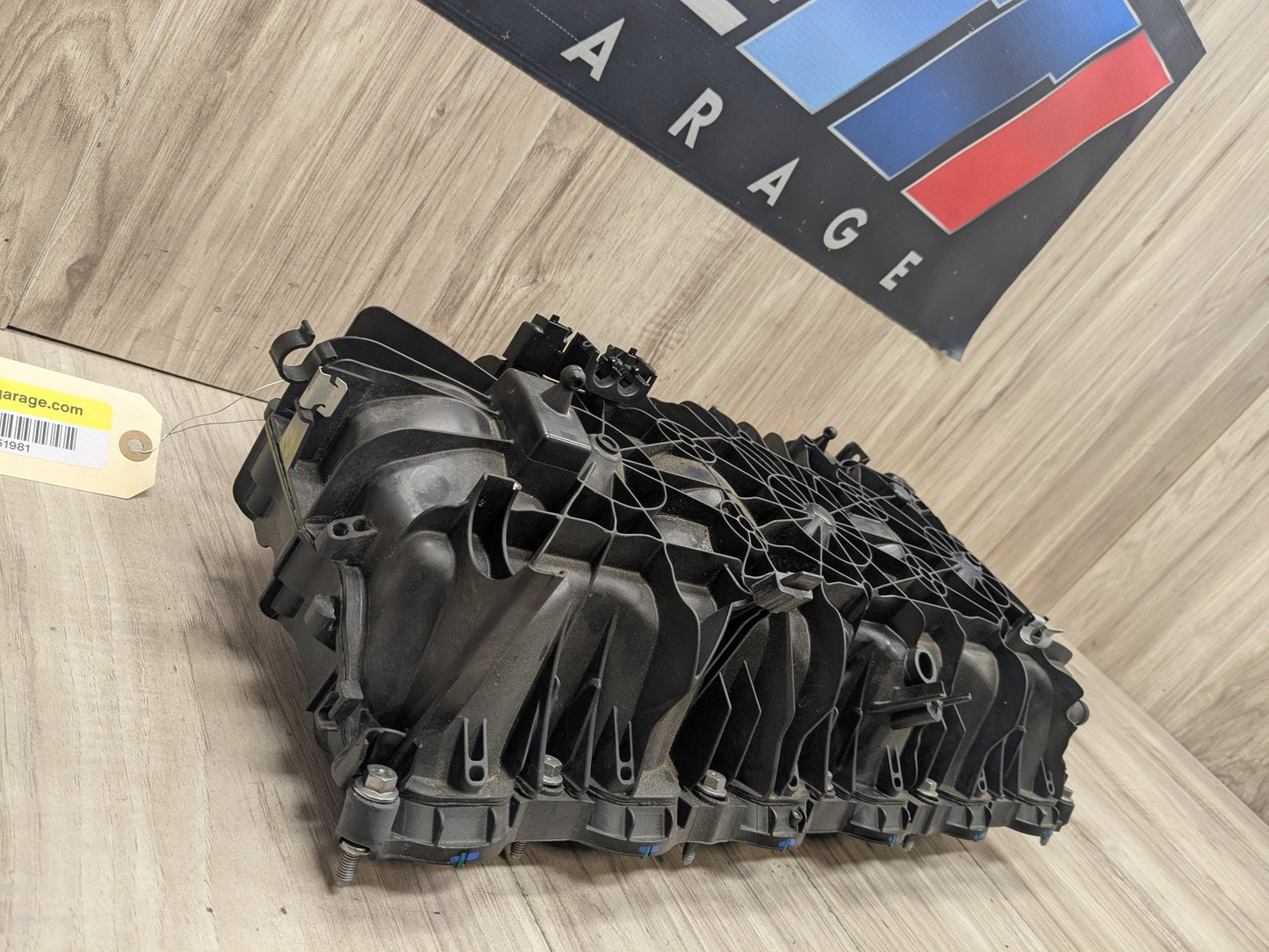 OEM BMW G01 G05 G12 G20 G42 G30 M340 M440 X3 Engine B58 Intake Manifold 8647977