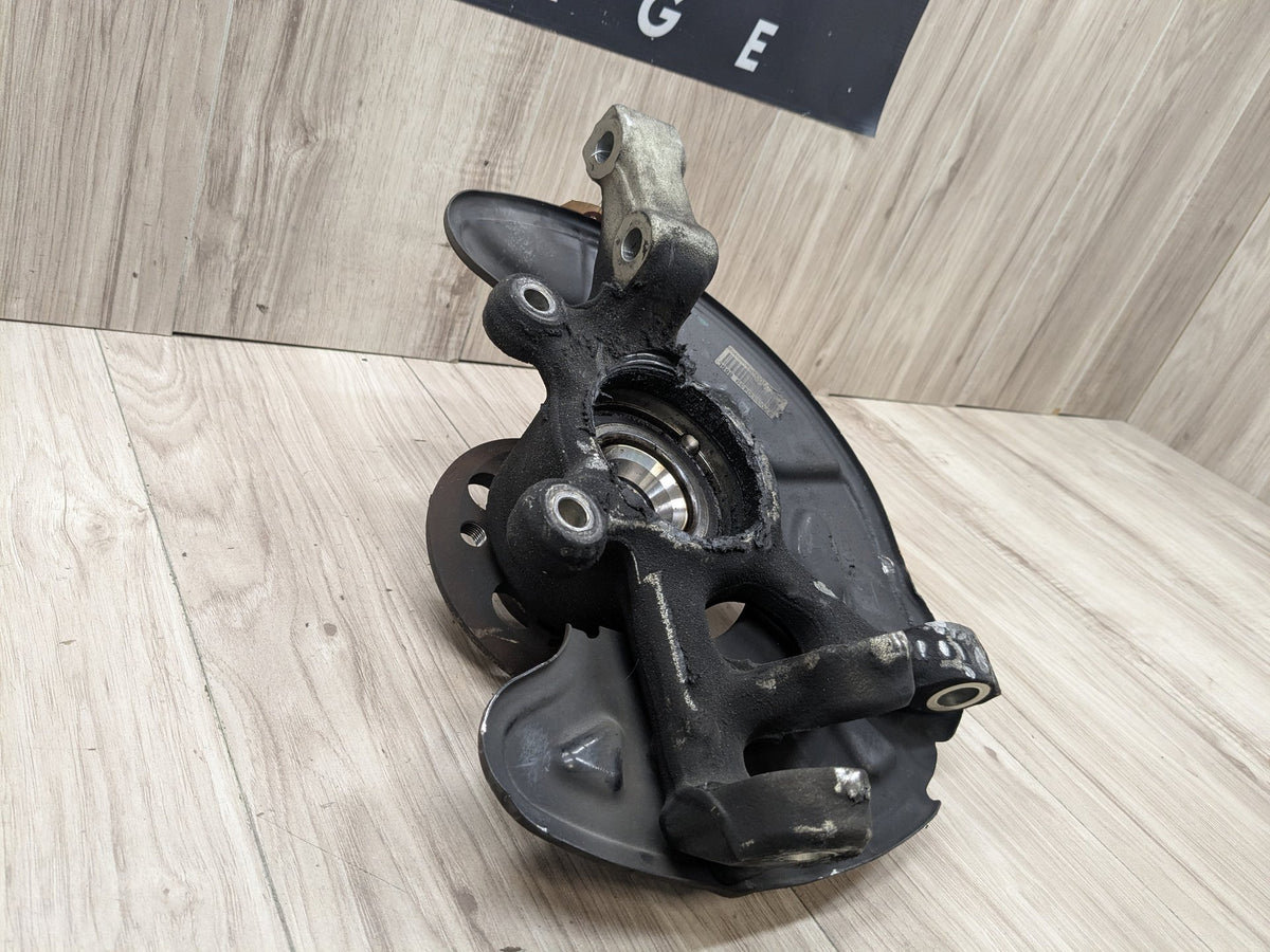 OEM Mercedes W212 E350 E550 Rear Left Driver Hub Knuckle Bearing Carrier