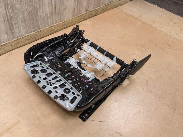 16-23 OEM BMW G12 G30 Front Right Passenger Seat Rail Track w/ Motors 7367546