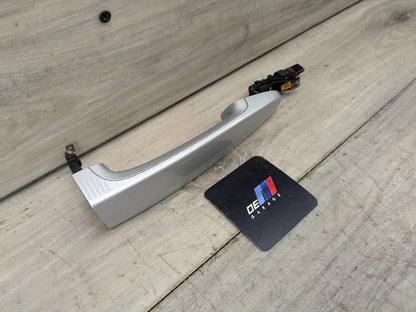 OEM BMW F22 F30 F32 F33 F36 Comfort Access Front Right Side Door Handle Silver