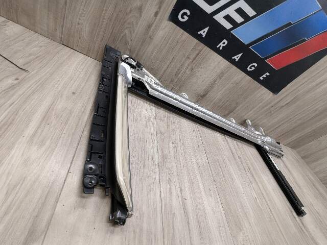 OEM BMW G12 740 750 M760 Rear Left Driver Door Sun Blind Shade Roller Light Lamp