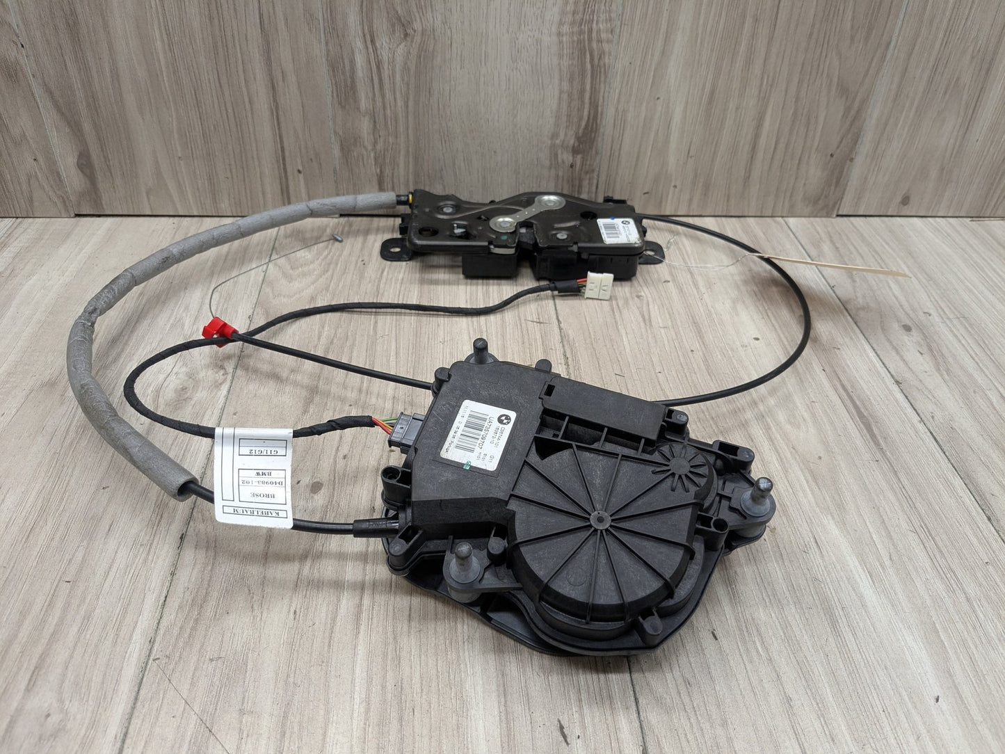2016 BMW 750i G12 Liftgate Trunk Lid Liftgate Lock Latch Actuators SET 7441014 16-22 OEM BMW G11 G12 740 750 M760 Trunk Lid Power Lock Drive Actuator