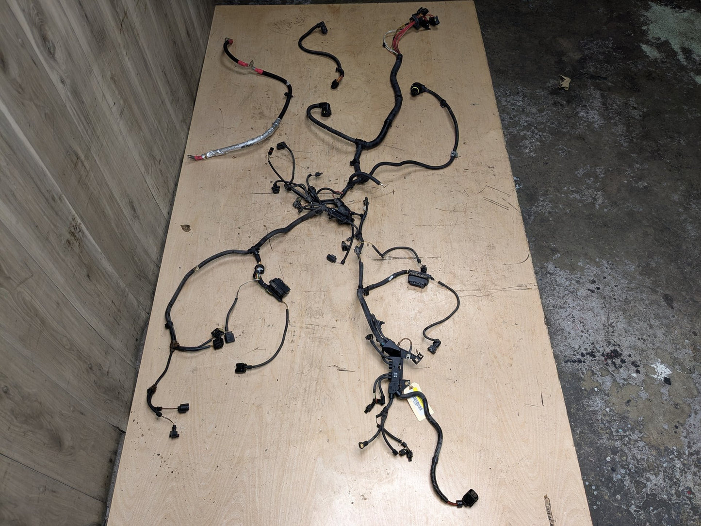 2011-2016 BMW 528i F10- Engine Wiring Wire Harness PN: 7605915