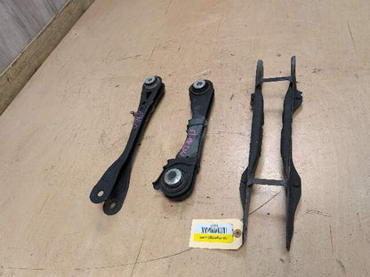 2016 - 2022 BMW 750i G12 Rear Right Passenger Control Arms SET 6861114 N63B44O2