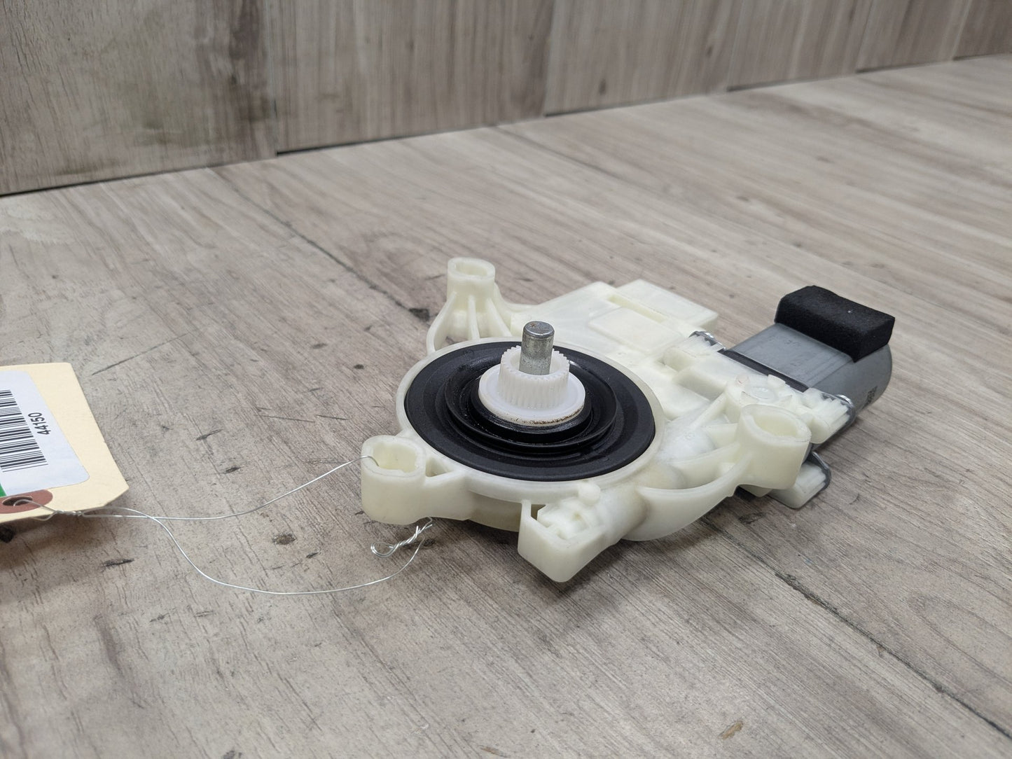 2019 BMW 330i G20 Rear Left Driver Door Window Glass Regulator Motor 8495867 19-24 OEM BMW G20 G80 330 M340 M3 Rear Left Driver Door Window Regulator Motor