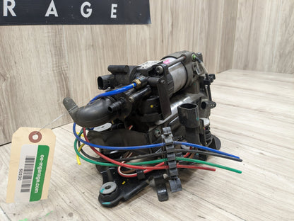 2016 BMW 750i G12 Air Suspension Compressor Pump 6861882 16-22 OEM BMW G11 G12 740 750 M760 Air Suspension Compressor Pump Module Motor OEM