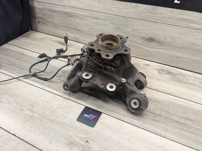 2018 BMW M550i G30 Rear Left Driver Spindle Knuckle w/ Bearing 6866335 17-23 OEM BMW G30 530 540 M5550 REAR Left Drive Side Hub Knuckle Bearing Carrier