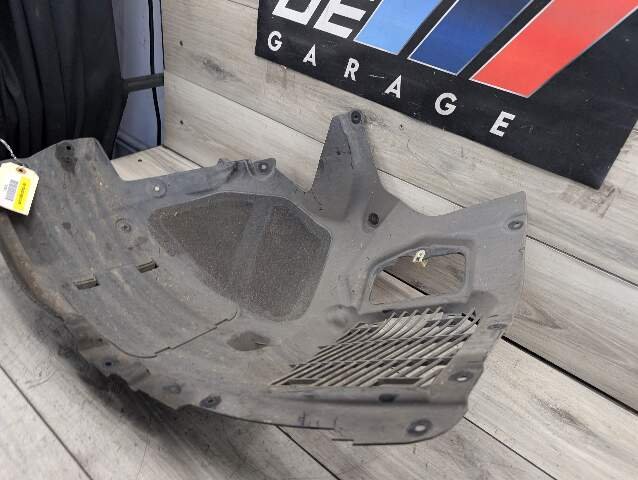 17-23 OEM BMW G30 530 540 M550 Left Driver Fender Liner Wheel Splash Shield