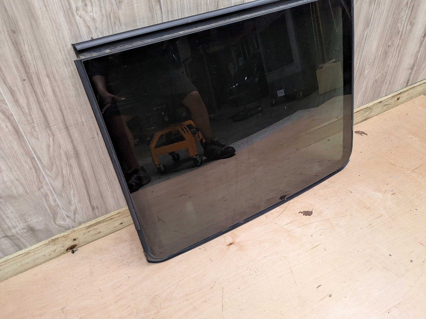 16-22 OEM BMW F48 X1 28i 28iX REAR Upper Sunroof Sun Roof Panel Window Glass