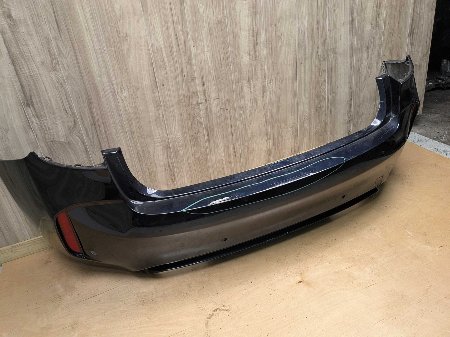 *15-18 OEM BMW F86 X6M M Rear Bumper Cover w/ Diffuser COMPLETE Black 416 CARBONSCHWARZ METALLIC (416)