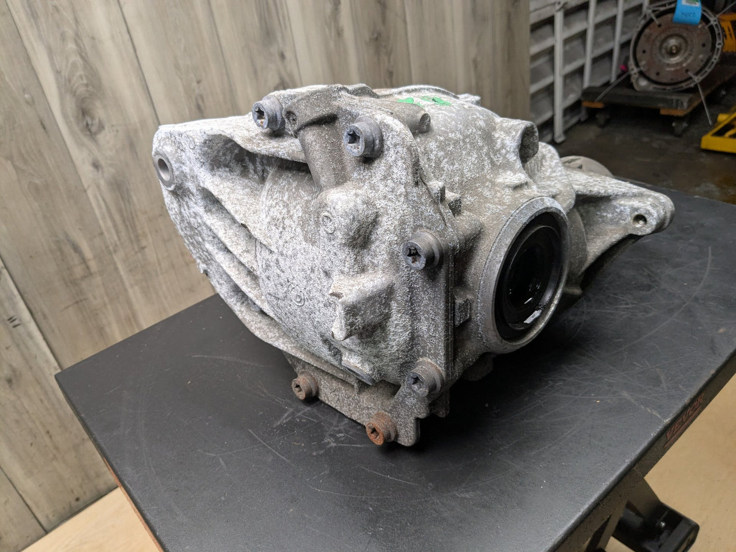 2019 BMW X3 Rear Axle Carrier Differential k 8643134