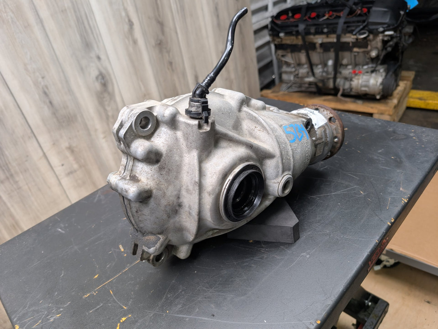 2014-2018 BMW X5 F15 Front Axle Carrier Differential 7567345 OEM BMW F25 F26 X3 AWD Front Differential Axle Gearbox Carrier AT 3.38