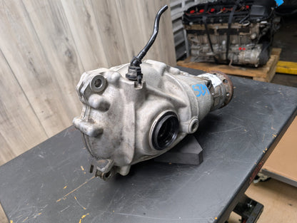 2014-2018 BMW X5 F15 Front Axle Carrier Differential 7567345 OEM BMW F25 F26 X3 AWD Front Differential Axle Gearbox Carrier AT 3.38