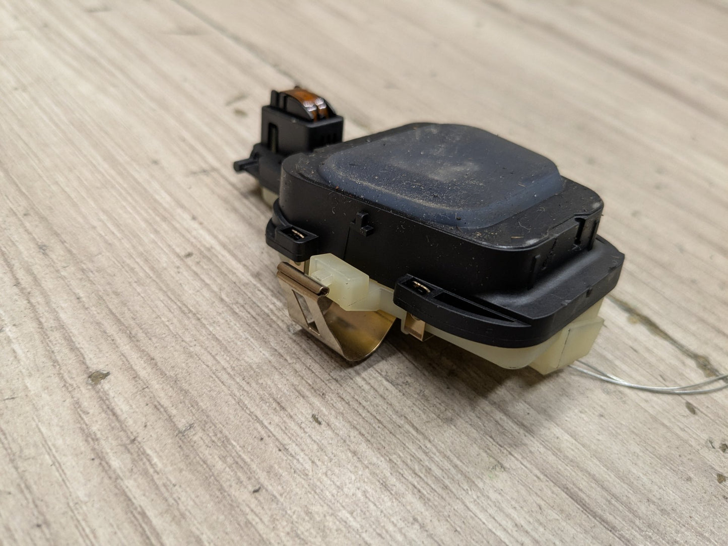 2015-2021 Mercedes-Benz C43 W205 Rain Light Sensor (RLS) Module A2059006615