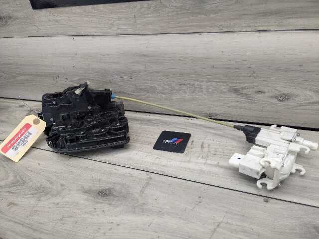 2016 BMW 750i G12 Rear Left Driver Door Latch Lock Actuator w/ Soft Close 2581897 16-22 OEM BMW G11 G12 REAR LEFT DRIVER Side Door Lock Latch Actuator SOFT CLOSE