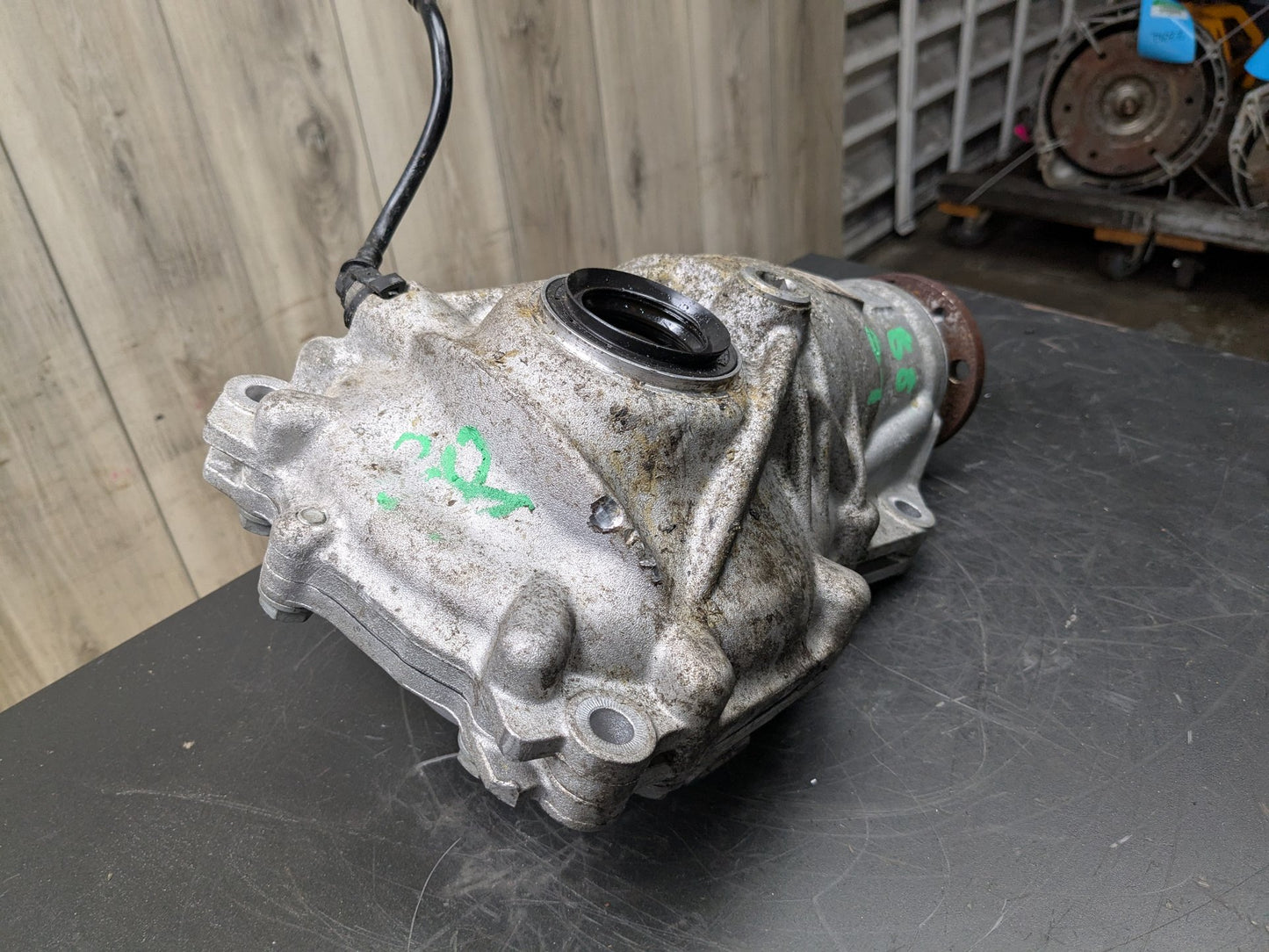 2019 BMW X3 G01 Front Axle Carrier Differential 8679981 18-21 OEM BMW G01 G02 X3 X4 xDrive Front Differential Axle Gearbox Carrier 3.38
