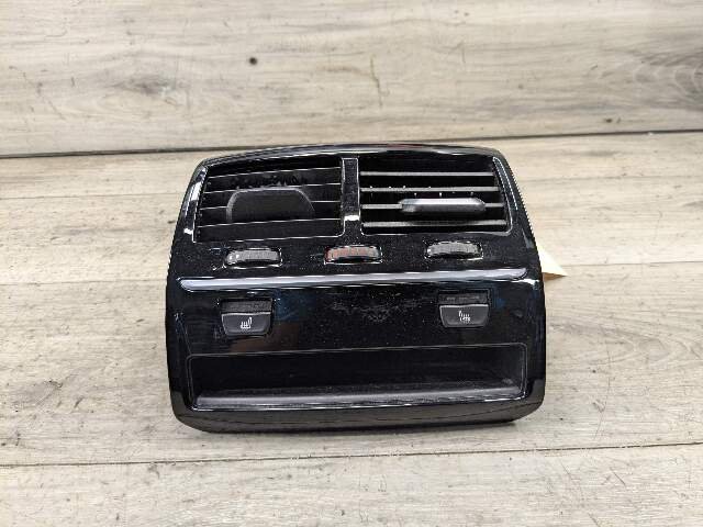 PRE-LCI OEM BMW F90 G30 530 540 M5550 Rear Center Console AC Air Vent Grille