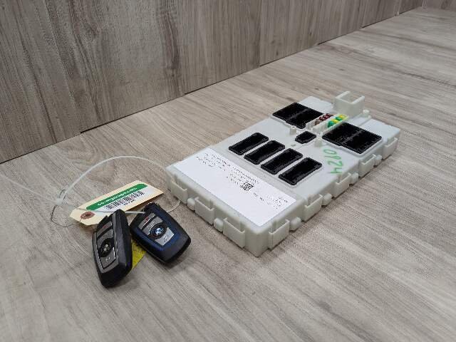 OEM BMW F30 F32 F33 F36 F80 F82 M3 M4 Body Control Junction Box Module FEM + Key