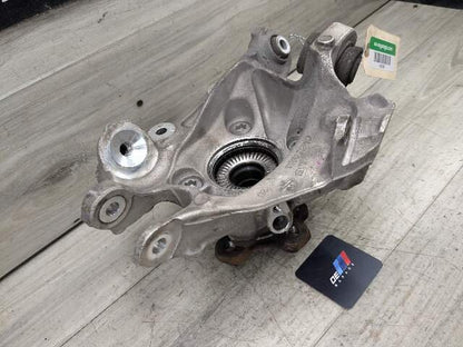 2020 BMW 330i G20 Rear Left Driver Spindle Knuckle w/ Bearing 6879533 19-25 OEM BMW G20 330 M340 REAR Left Driver Knuckle Wheel Hub Spindle Bearing