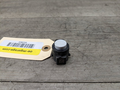 OEM BMW G01* G05* G20 G22 G23 G26 G42 G80 G82 M8 Bumper Parking PDC Sensor WHITE