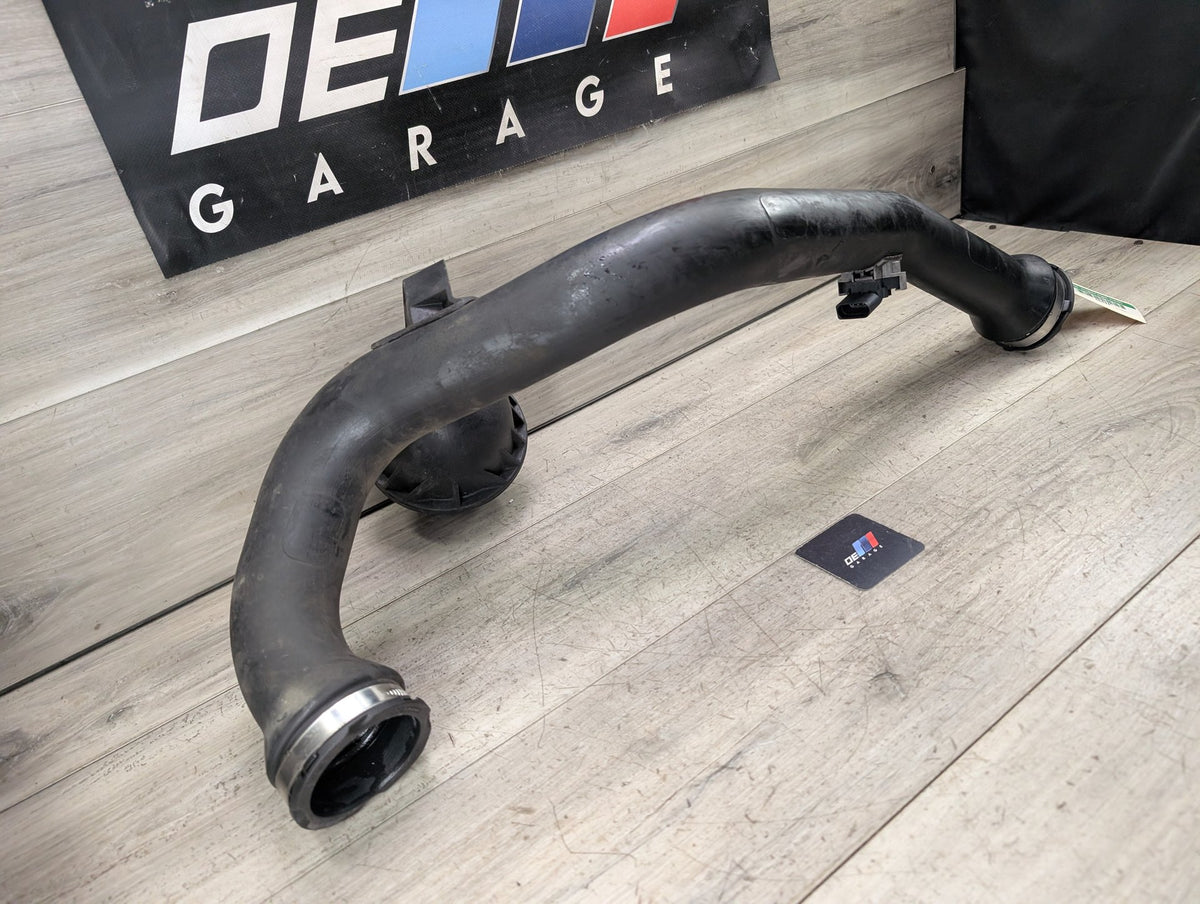 17-25 OEM AUDI A4 A5 Engine 2.0L Intercooler Pressure Air Boost Hose Pipe Tube