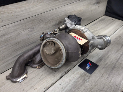OEM BMW G01 G20 G22 G23 G26 G30 G42 330 430 530 Turbo Charger w Manifold B46 K