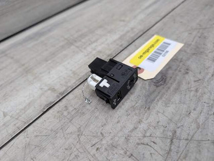 OEM BMW F22 F23 F30 F32 F33 F80 F82 F83 F87 M2 M3 M4 Aux Audio Input USB Black