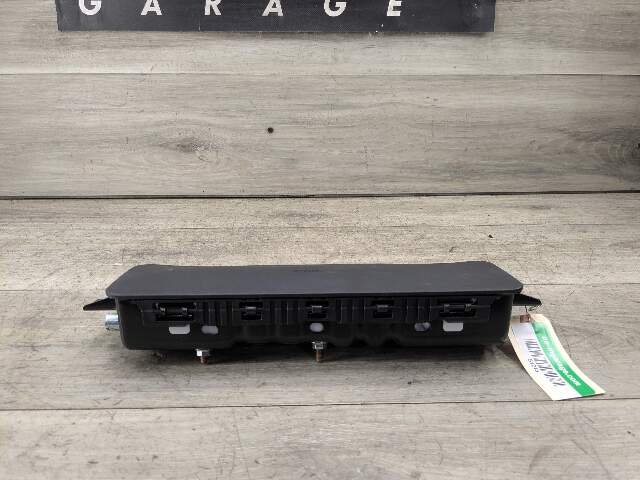 18-24 OEM BMW G01 G02 F97 X3 X4 Right Passenger Knee Airbag Air Bag 9363844