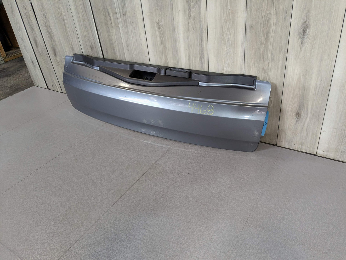 2010 BMW X5 E70 Rear Lower Liftgate Tailgate 0