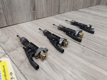 OEM BMW F44 F48 G01 G05 G20 G26 G30 G42 Engine High Pressure Fuel Injectors Set