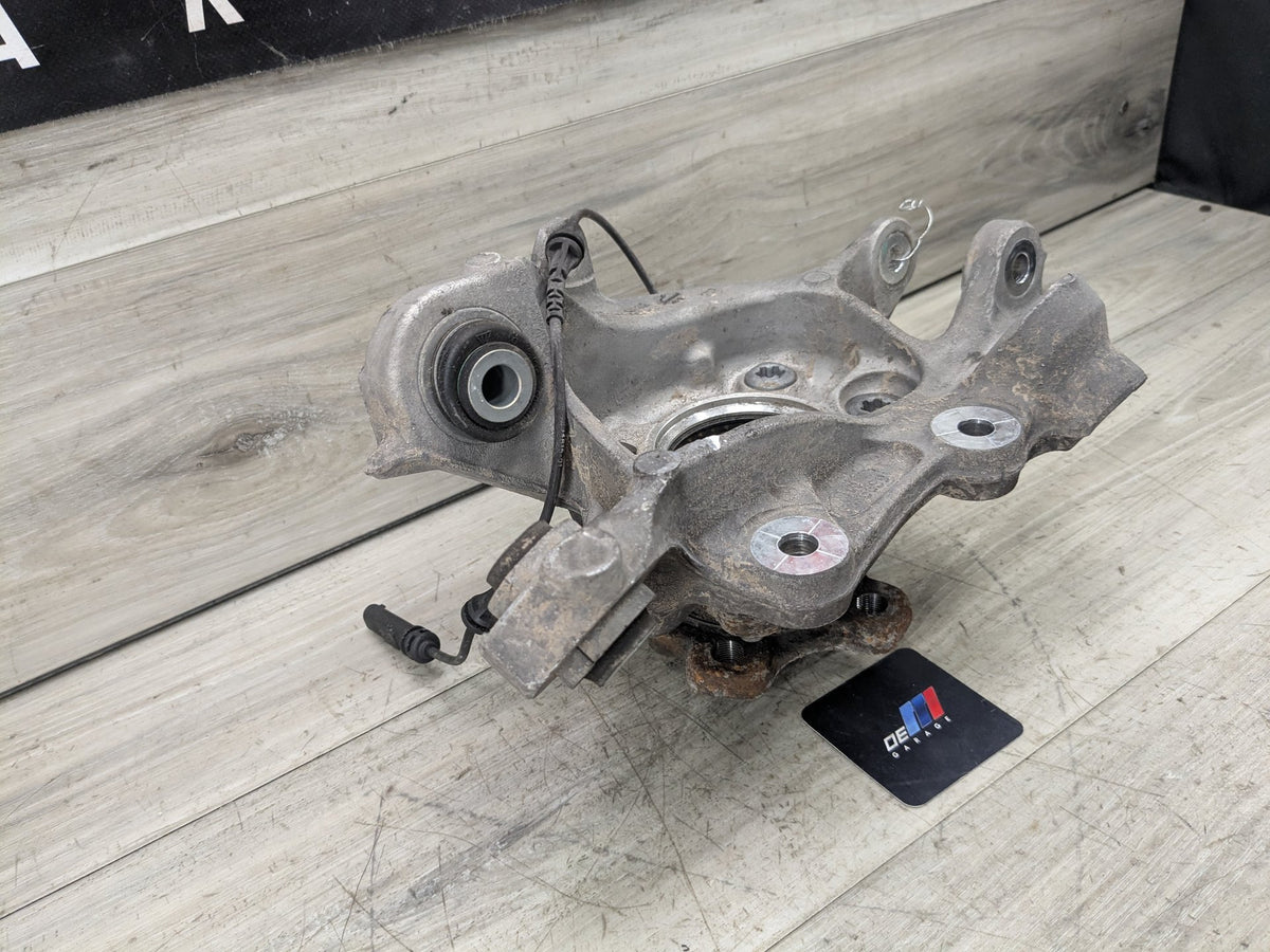 2021 BMW M340i G20 Rear Left Driver Spindle Knuckle w/ Bearing 6899305 19-25 OEM BMW G20 330 M340 REAR Left Driver Knuckle Wheel Hub Spindle Bearing OEM